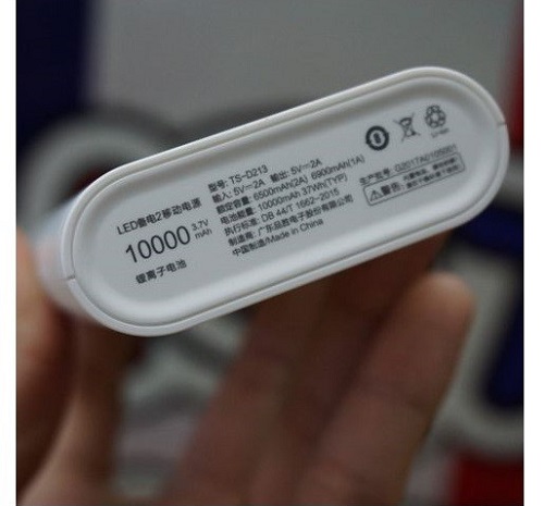 Pin sạc dự phòng PISEN 10000mAh đèn led hiển thị phần trăm Pin giá rẻ