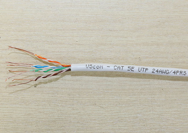 Dây cáp mạng VSCOM Cat 5E UTP 24 AWG Solid
