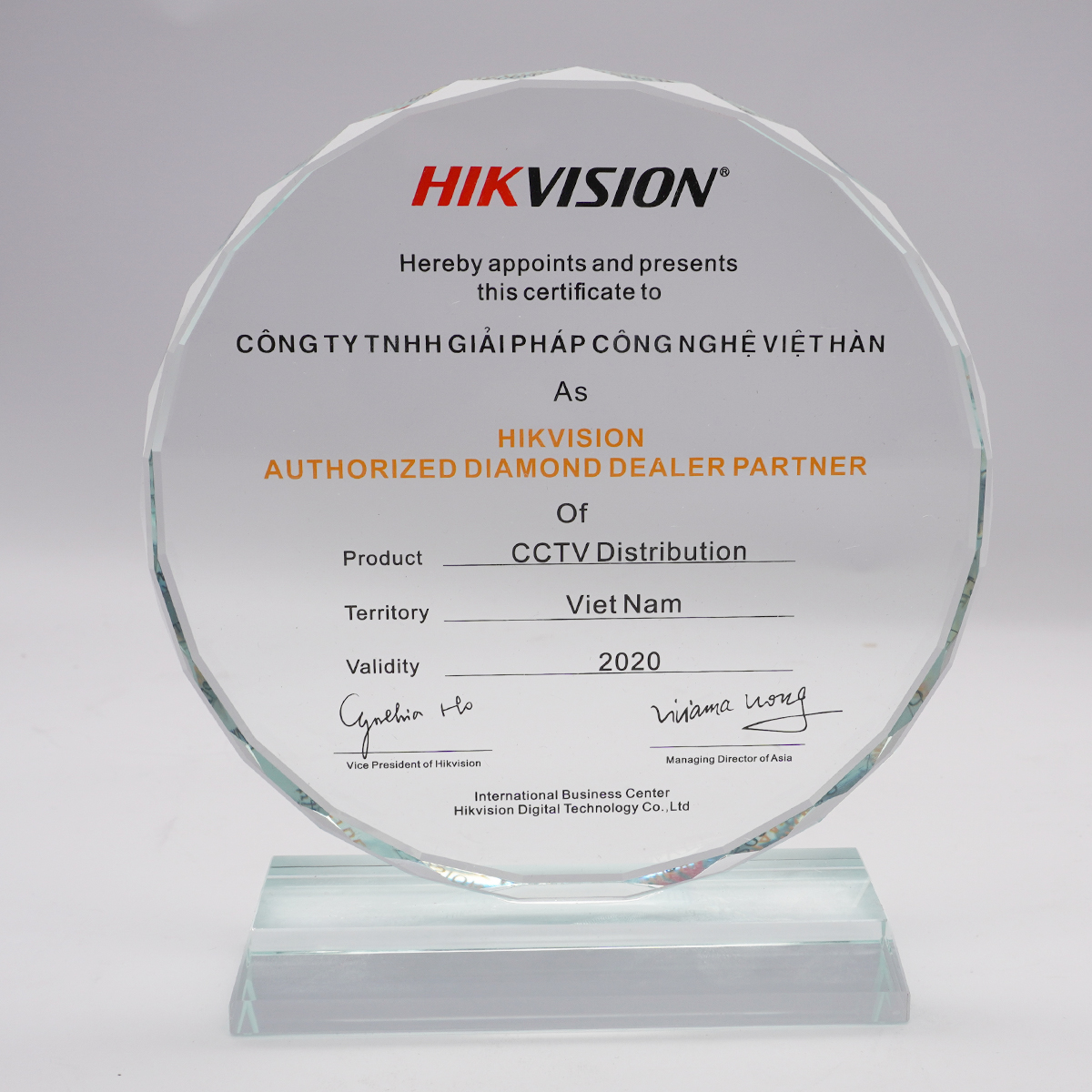 Việt Hàn Security nhận chứng nhận phân phối cấp bậc DIAMOND HIKVISION 2020