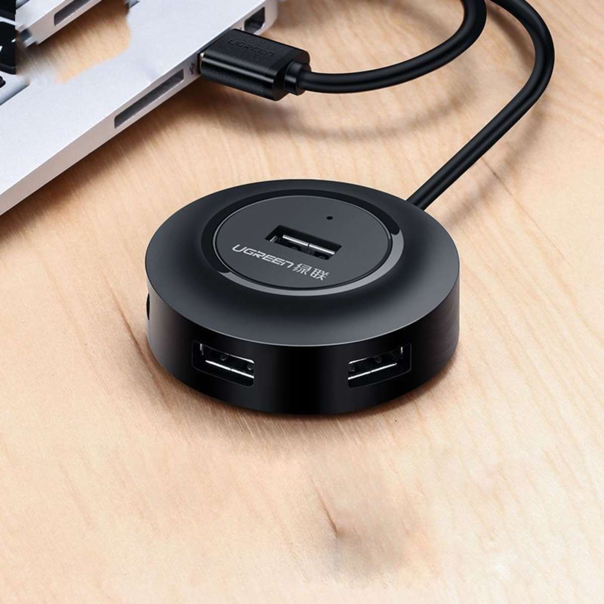 Bộ chia USB 4 cổng USB 2.0 2m Ugreen 30367 CR106 tốc độ truyền 480 Mbps, tương thích ngược USB 1.1, LED