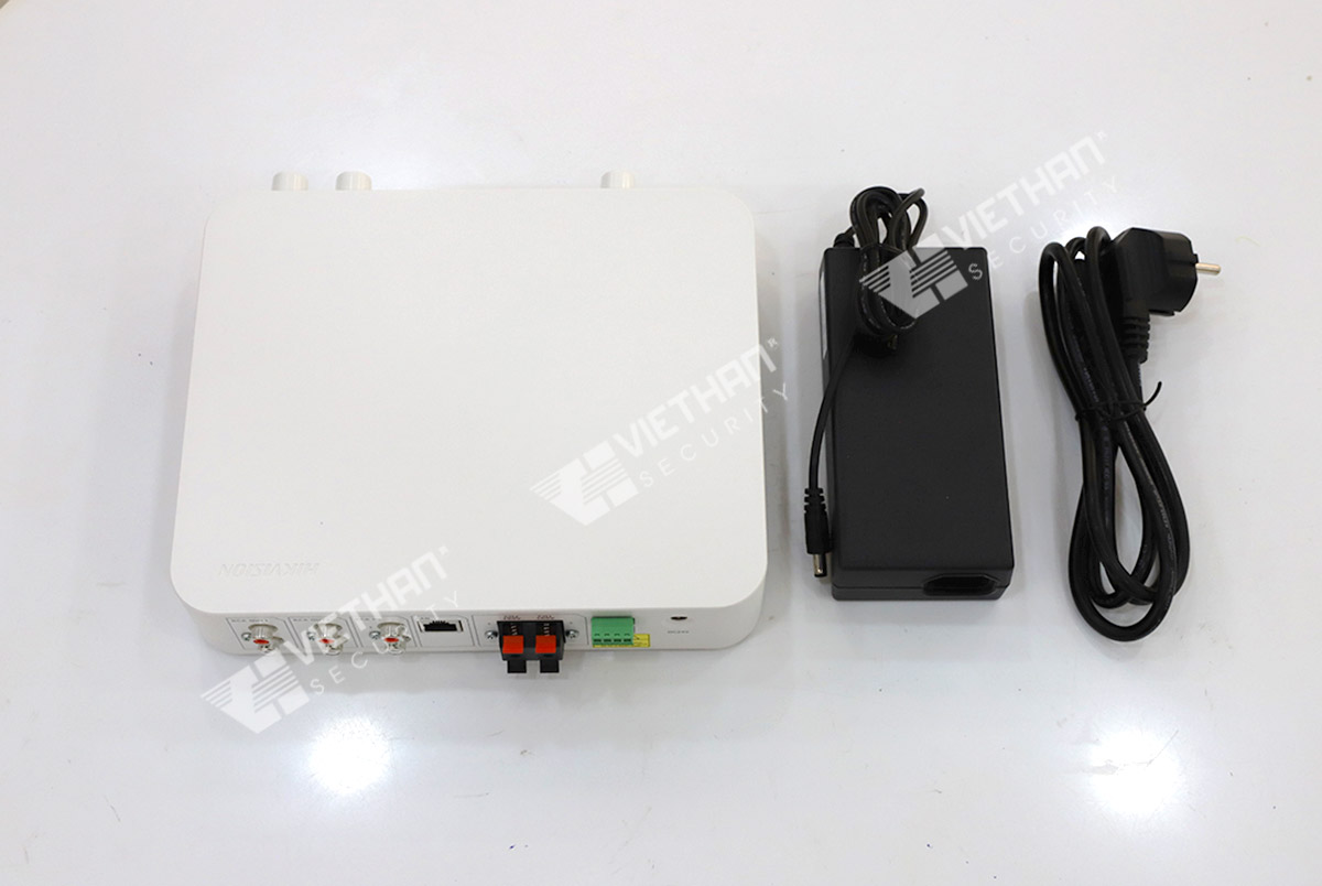 Bộ khuếch đại âm thanh Hikvision DS-QAE1A80G1-VB 80W 2-Zone, 1 cổng RJ45, Bluetooth