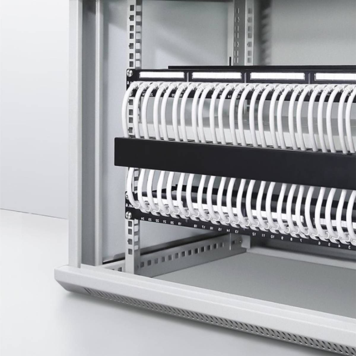 Thanh đấu nối, Patch Panel Cat 6 24 cổng moduler liền UGREEN 70423 cao cấp