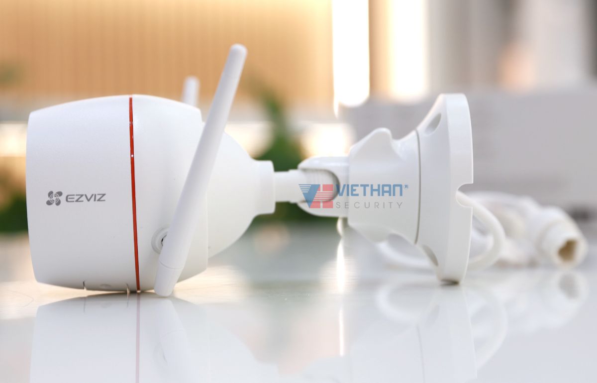 Camera ngoài trời Ezviz H3C 3K 5MP, ghi hình màu ban đêm 30m, chủ động phòng vệ, nhận biết cử chỉ