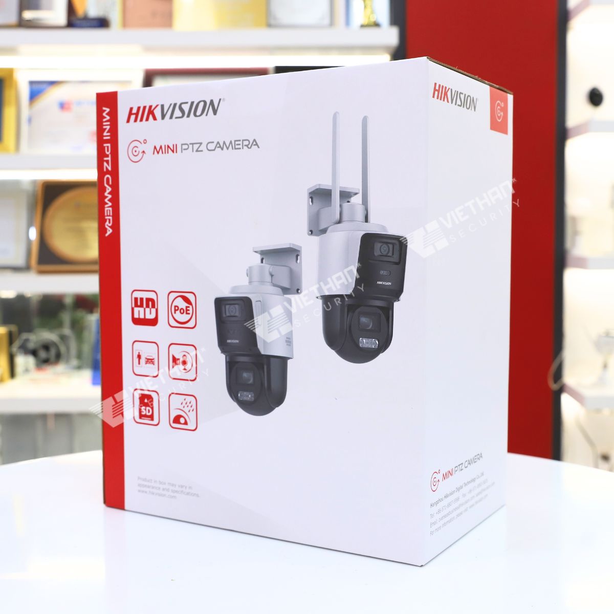 Camera TandemVu PTZ Hikvision DS-2SE3C404MWG-E/14 8MP (4MP+4MP) đàm thoại hai chiều, hồng ngoại 40m, phát hiện người/xe