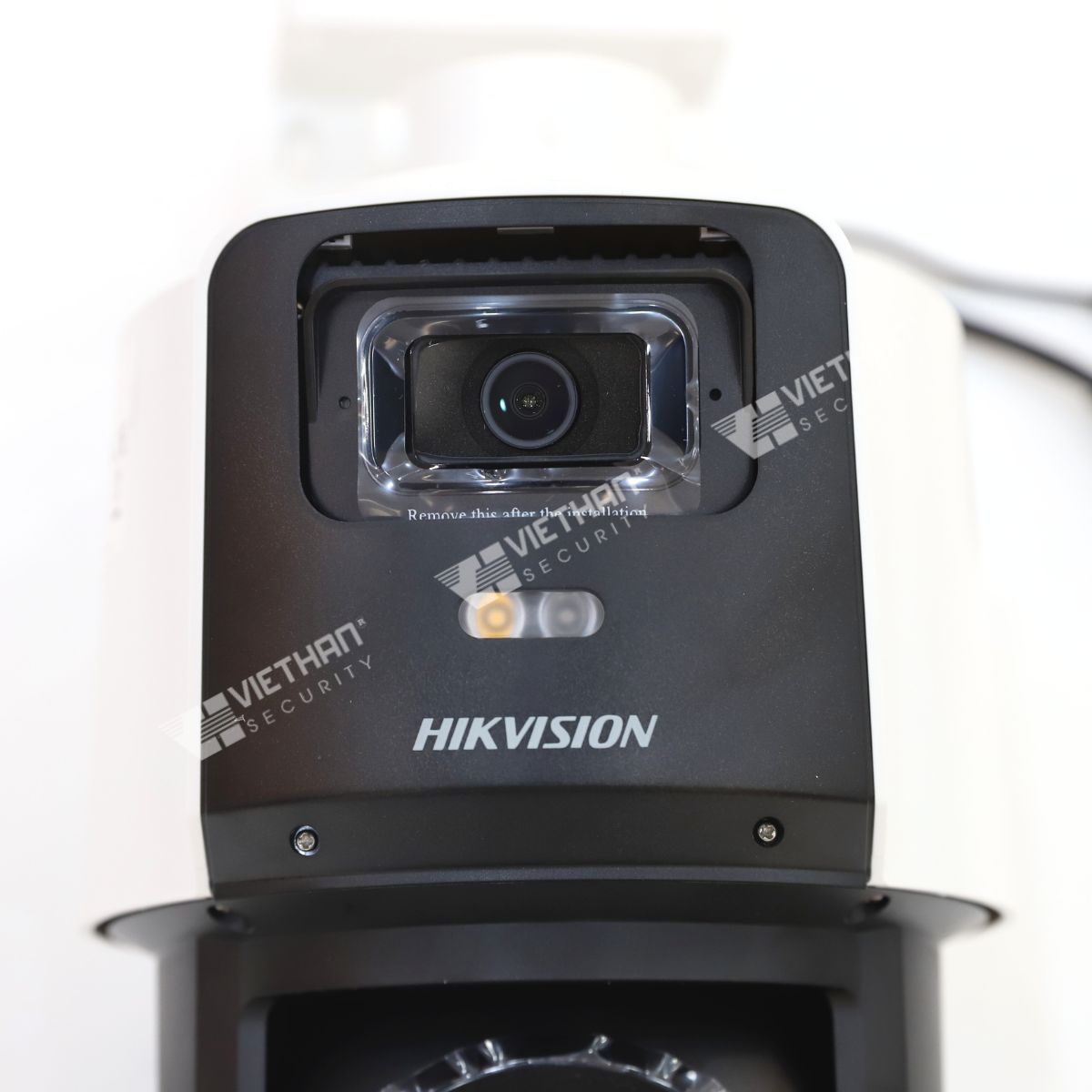 Camera TandemVu PTZ Hikvision DS-2SE3C404MWG-E/14 8MP (4MP+4MP) đàm thoại hai chiều, hồng ngoại 40m, phát hiện người/xe