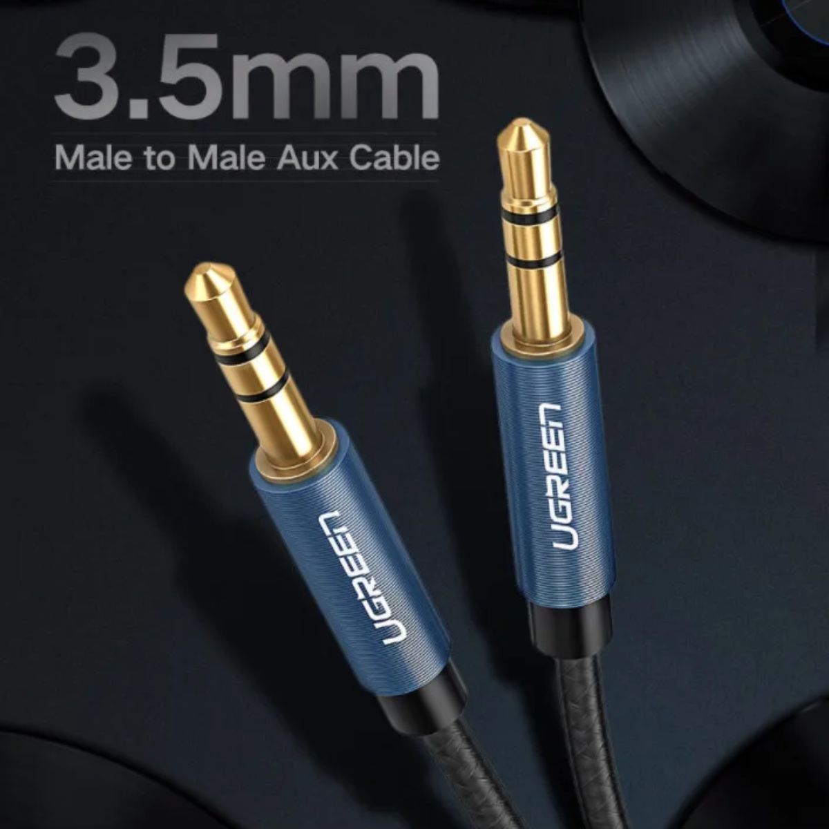 Cáp audio 3.5mm dài 0,5m dây bọc dù đầu bọc hợp kim Ugreen 10684 cao cấp
