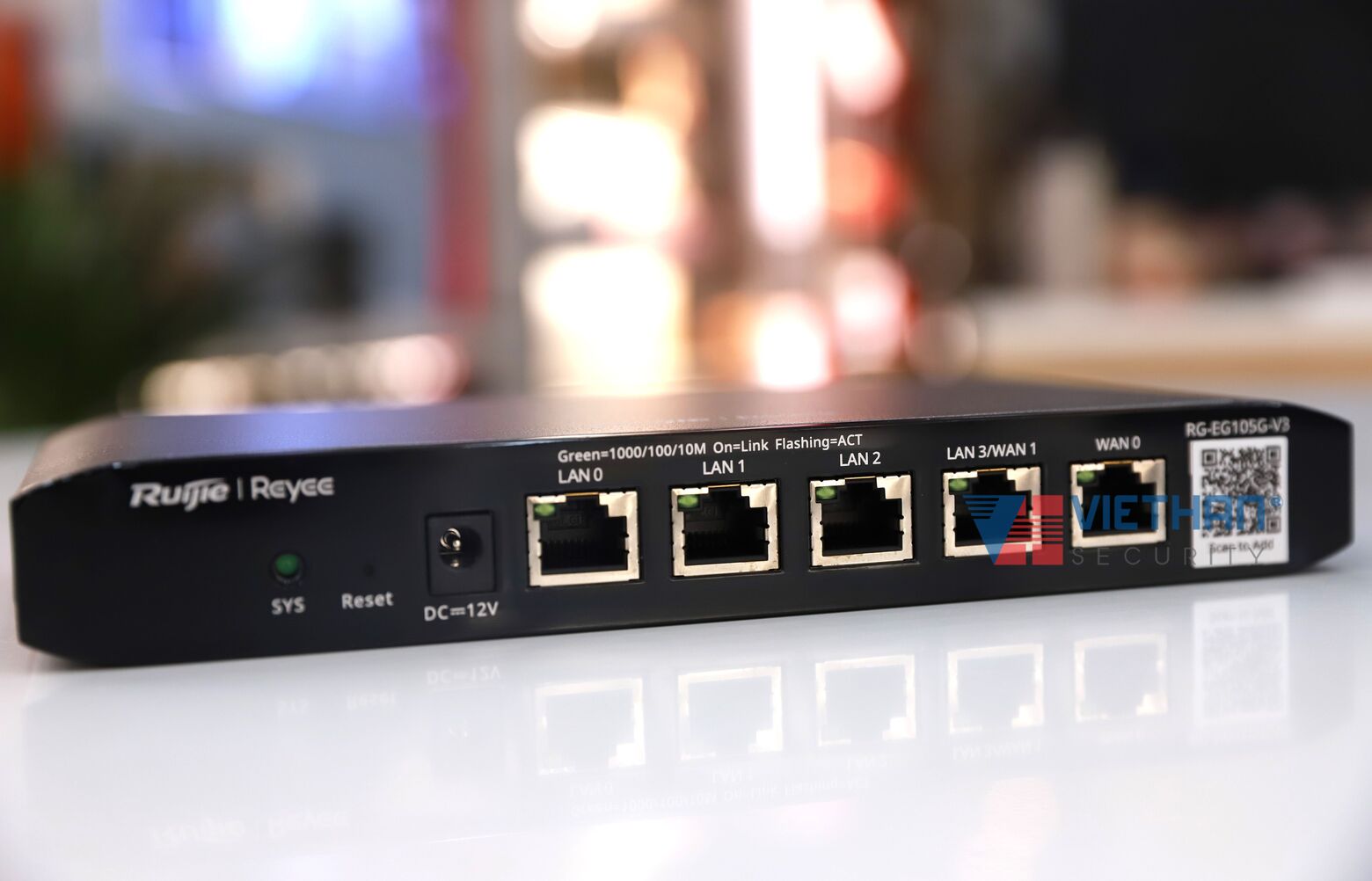  Bộ định tuyến Smart Gateway 5 Cổng Ruijie  RG-EG105G-V3 Chịu tải 100 Users, bộ nhớ Flash 32MB  