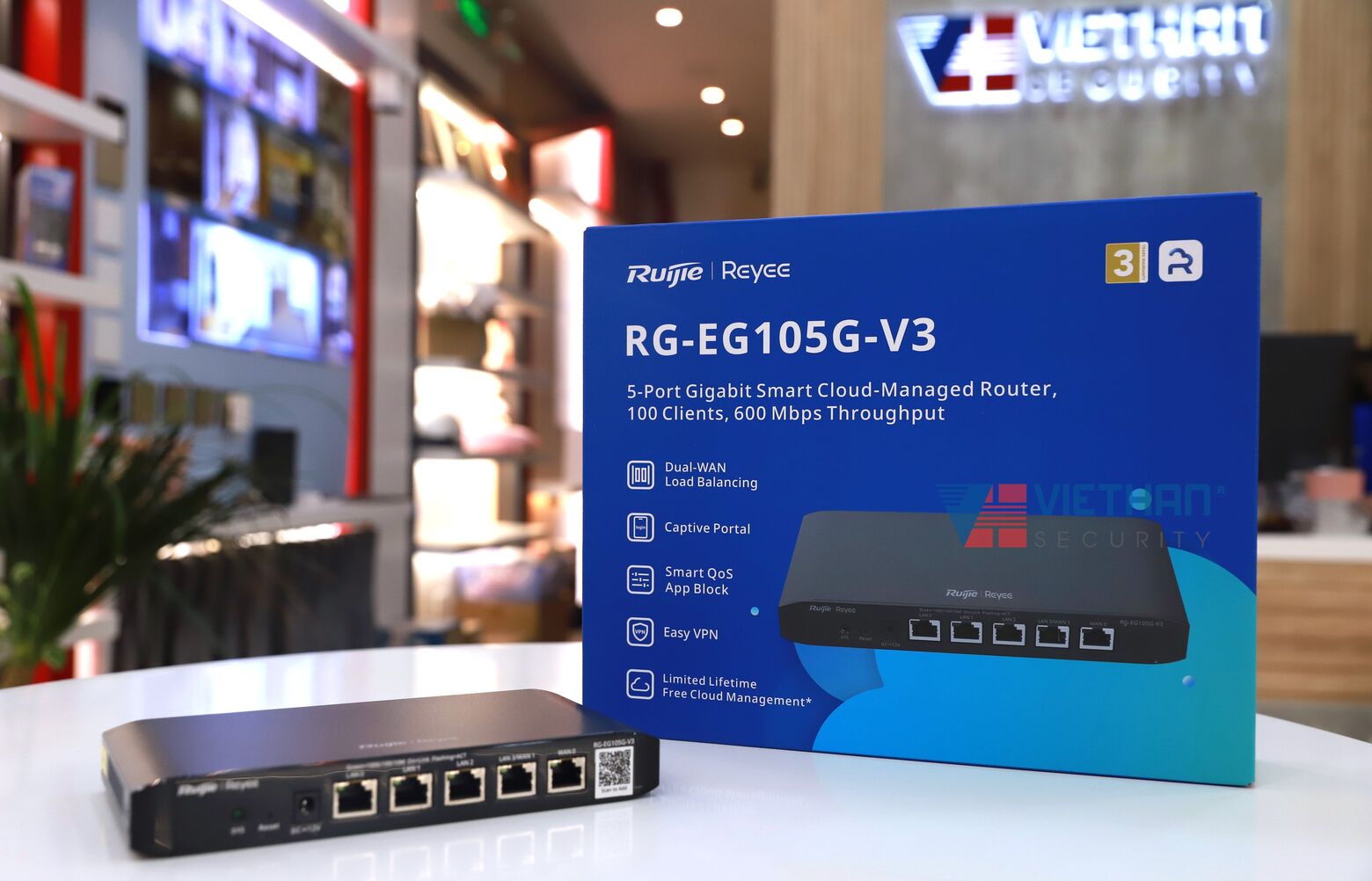  Bộ định tuyến Smart Gateway 5 Cổng Ruijie  RG-EG105G-V3 Chịu tải 100 Users, bộ nhớ Flash 32MB  