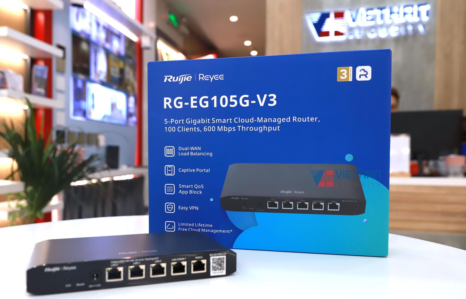  Bộ định tuyến Smart Gateway 5 Cổng Ruijie  RG-EG105G-V3 Chịu tải 100 Users, bộ nhớ Flash 32MB  