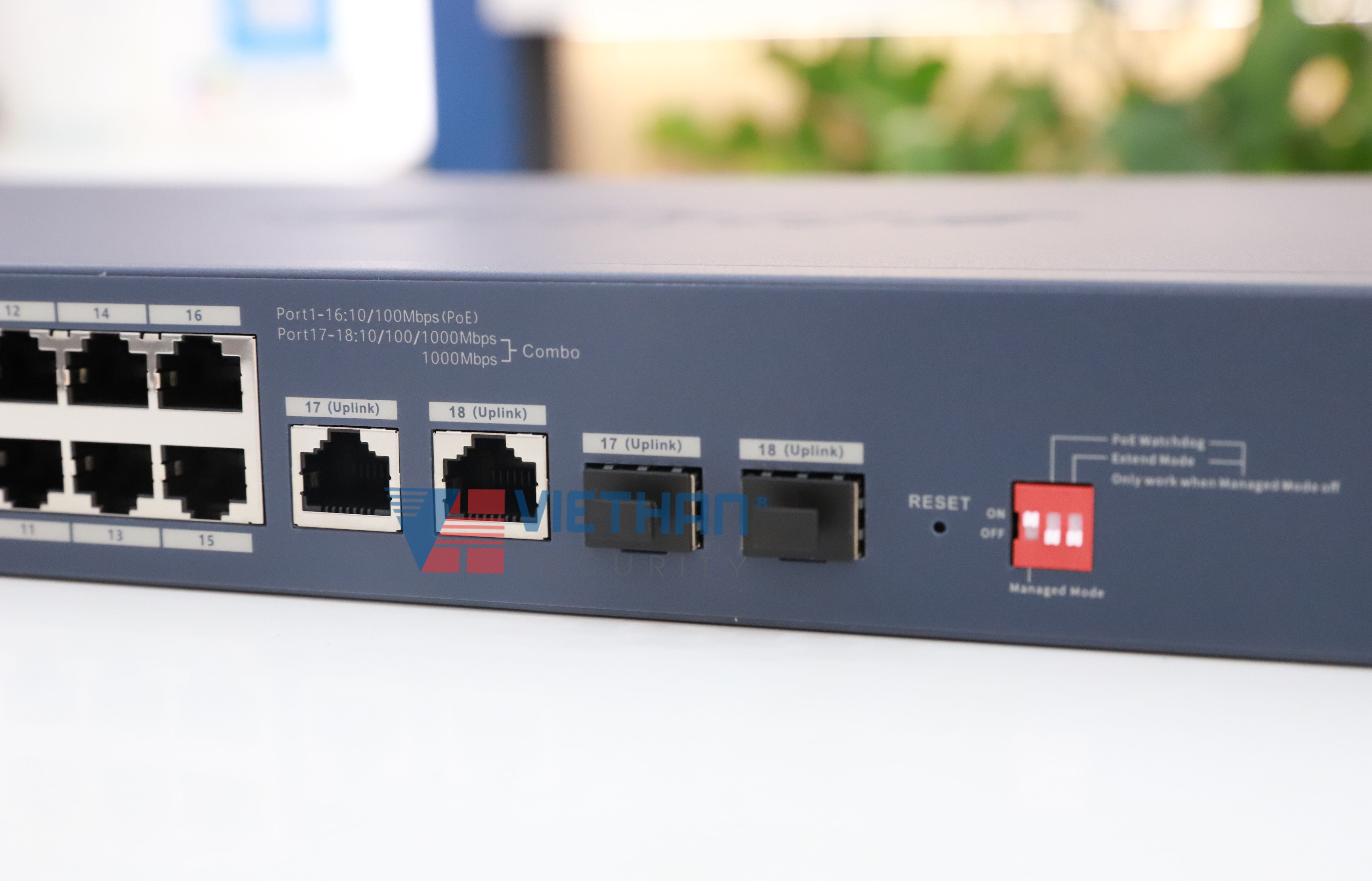 Module Switch PoE Cloud 18 port DAHUA DH-CS4218-16ET-135, 16 PoE, 2 port RJ45, 2 port SFP.