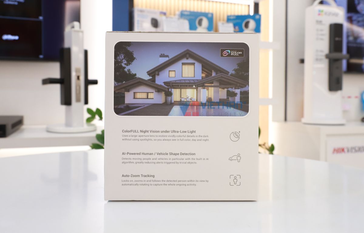 Camera màu ban đêm EZVIZ H8X WiFi 4MP Đàm Thoại 2 Chiều, Quan Sát 360°