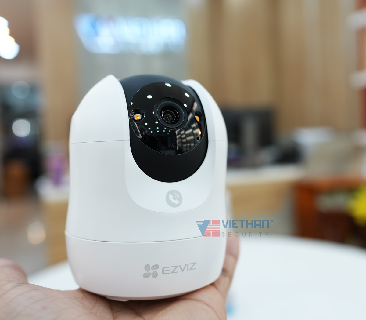 Camera thông minh trong nhà Ezviz C6N G1 4K 8MP Xoay 360 độ, Hỗ trợ đàm thoại 2 chiều 