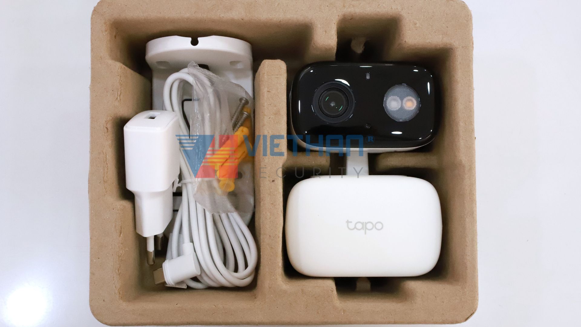 Camera IP Tp-Link Tapo C206 1080p Full HD, phát hiện người, Quay 360 độ, Đàm thoại 2 chiều 