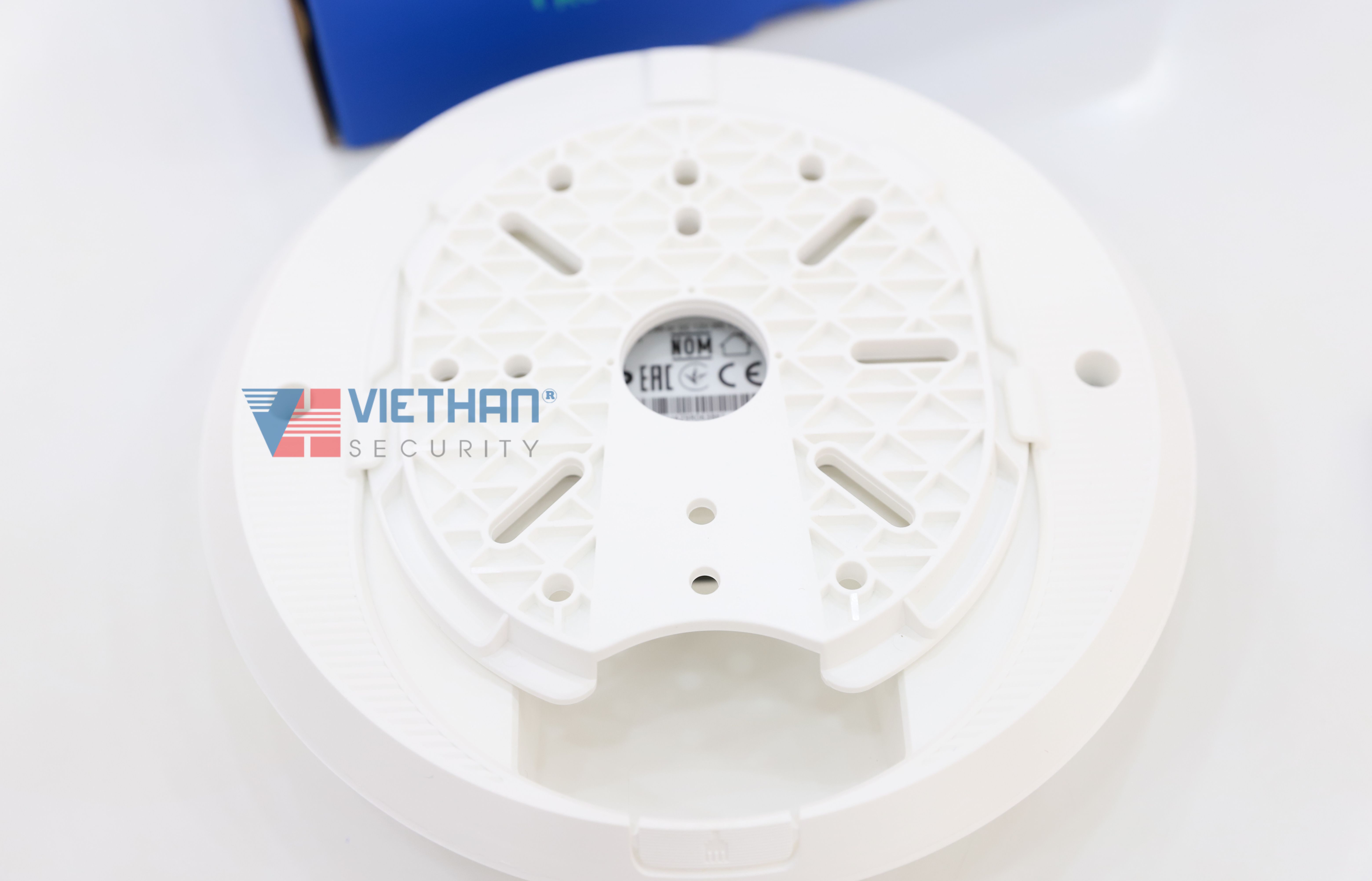 Bộ Phát WiFi 6 ốp trần/gắn tường Ruijie RG-RAP62 Tốc độ 1774 Mbps, 1 cổng 10/100/1000M Ethernet LAN, Hỗ Trợ +100 người dùng đồng thời