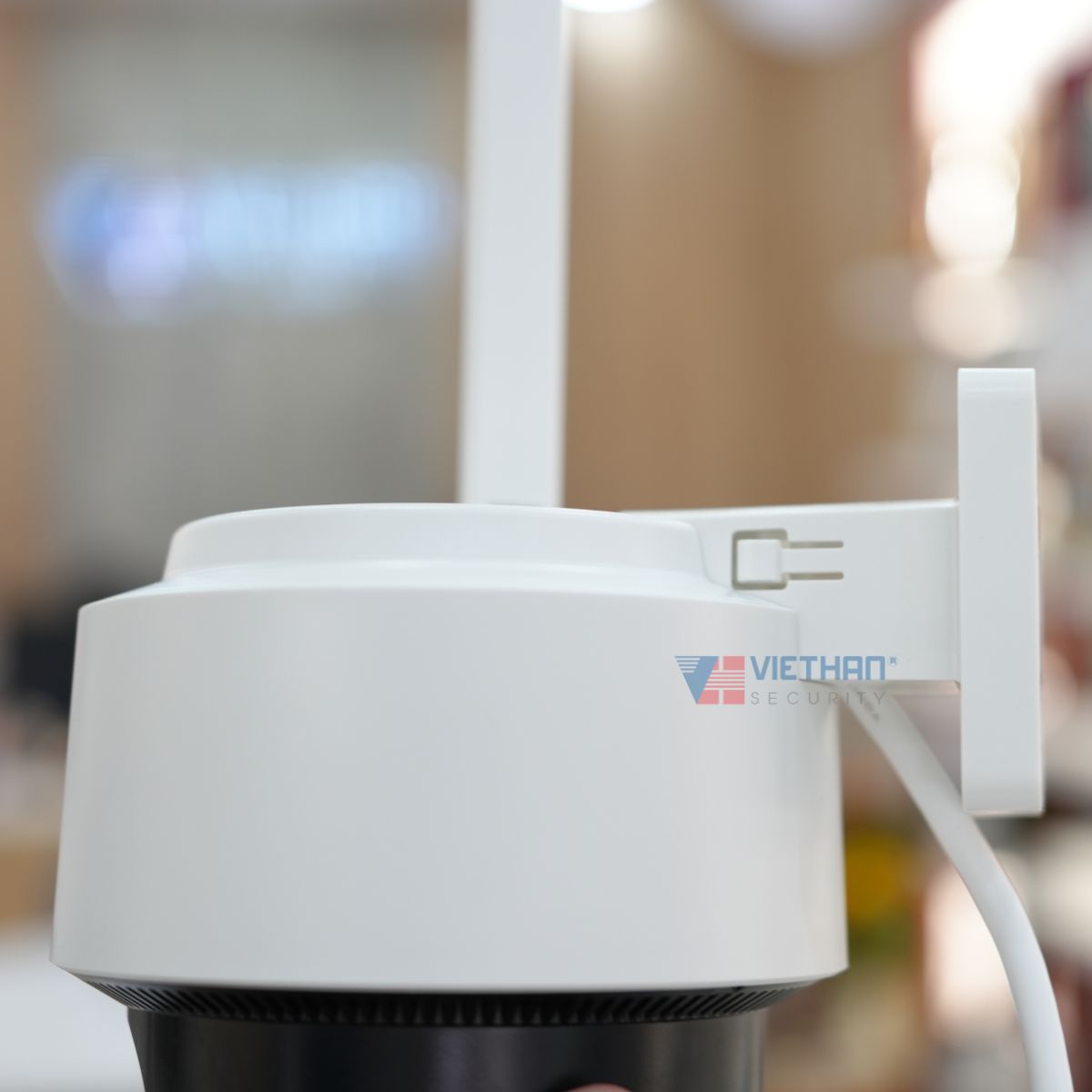 Camera IP Hikvision DS-2DE2C400MWG-4G 4MP Xoay 360 độ, Phát hiện người và phương tiện