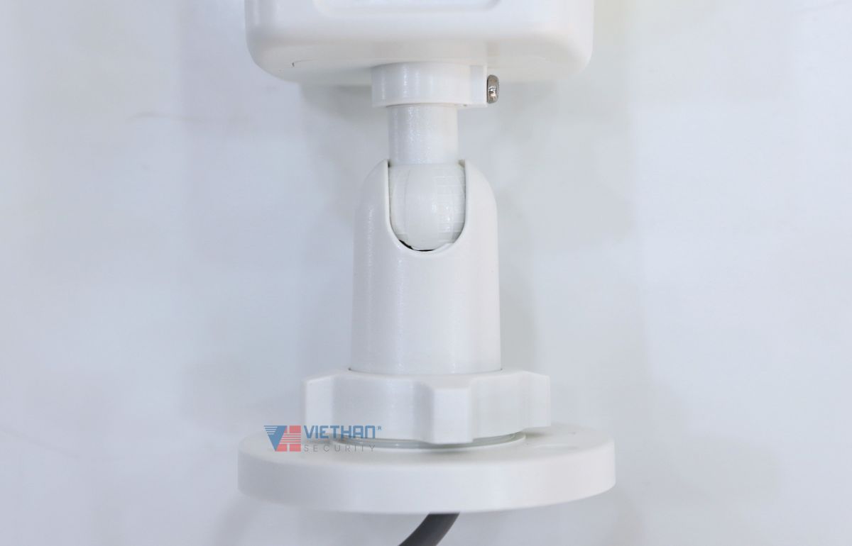 Camera Bullet Hikvision DS-2CE16D0T-LPTS 2MP Hồng ngoại 25m, Đàm thoại 2 chiều, IP67