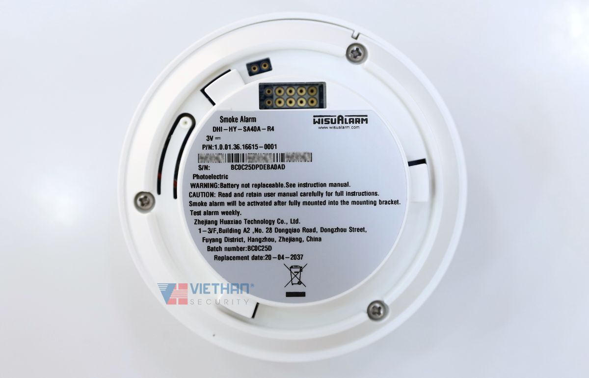 Đầu báo khói liên kết không dây Dahua Wisualarm DHI-HY-SA40A-R4 Cảm biến quang phổ kép, Kết nối 24 thiết bị, Điều khiển từ xa