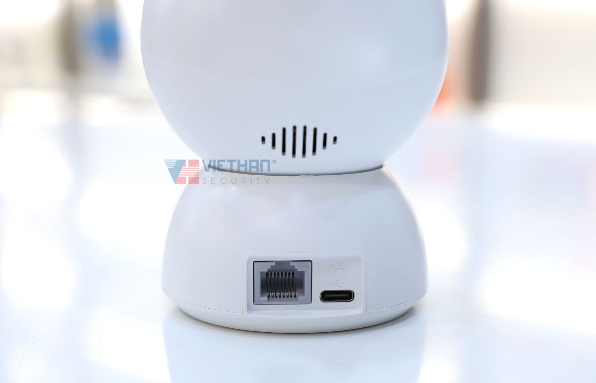 Camera Wifi 2MP Hikvision DS-2CV2Q21G1-IDW Xoay 360 độ, Phát hiện con người, Tích hợp loa & mic