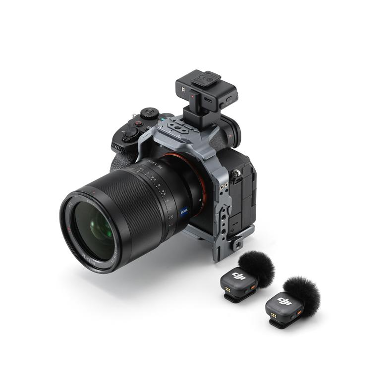 DJI Mic 3 (2TX + 1RX + charging case) (FCC) Hỗ trợ Lossless Audio, Chống nhiễu, Khử ồn, Thời gian sử dụng 28 tiếng