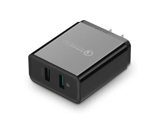 Củ sạc nhanh 2 cổng USB chuẩn QC 3.0 + 2.4A Ugreen 30599 30W màu đen, Hỗ trợ sạc nhanh