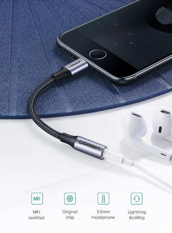 Cáp Lightning sang cổng âm thanh 3.5mm Ugreen 30756 US211 dài 10cm, Màu xám, Dây bọc dù cao cấp