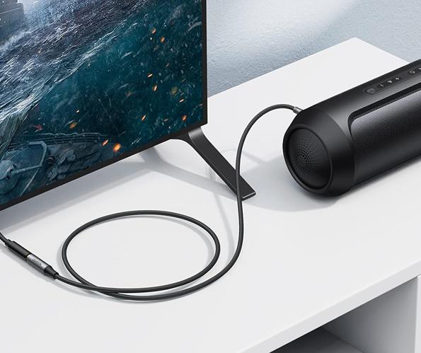 Cáp nối dài âm thanh AUX 3.5mm Ugreen 50214 dài 0,5m, màu bạc, Vỏ hợp kim nhôm cao cấp