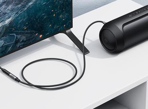 Cáp audio Ugreen 60311 3.5mm nối dài 5m, Vỏ nhôm, Đầu nối mạ vàng cao cấp