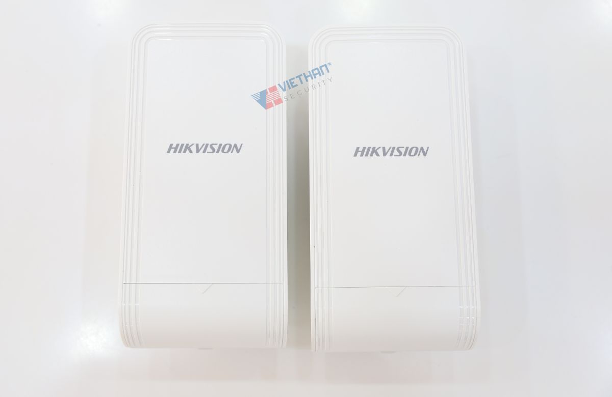 Bộ phát sóng không dây Hikvision DS-3WF1000-EI-2N Tốc độ 300 Mbps, Chuẩn Wi-Fi 802.11n, Truyền mạng tới 1km