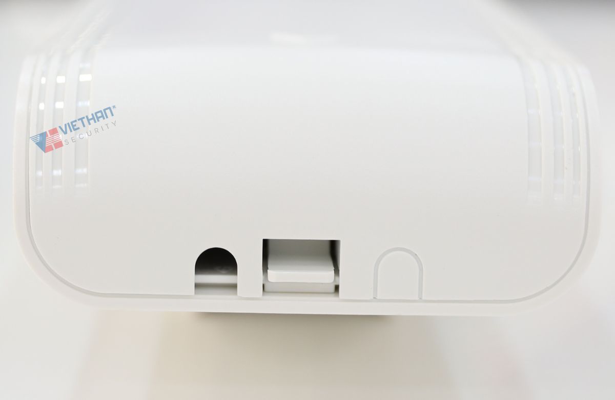 Bộ phát sóng không dây Hikvision DS-3WF1000-EI-2N Tốc độ 300 Mbps, Chuẩn Wi-Fi 802.11n, Truyền mạng tới 1km