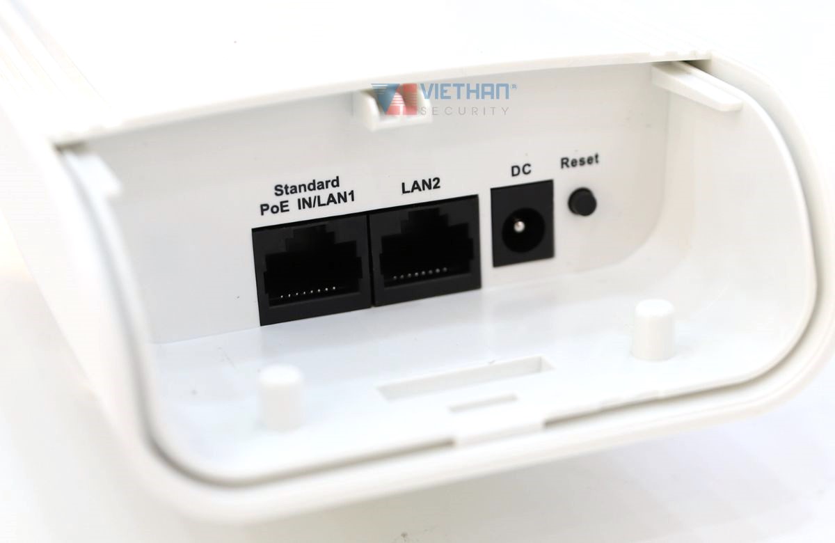 Bộ bắn sóng wifi 3km cho camera ngoài trời Hikvision DS-3WF3000-EI-5AC/P 5Ghz 867Mbps, Cắm và chạy