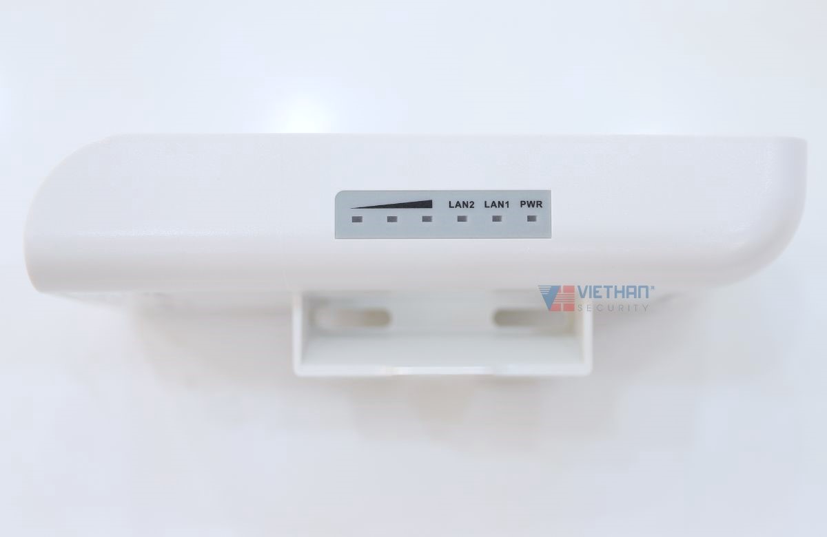 Bộ bắn sóng wifi 3km cho camera ngoài trời Hikvision DS-3WF3000-EI-5AC/P 5Ghz 867Mbps, Cắm và chạy