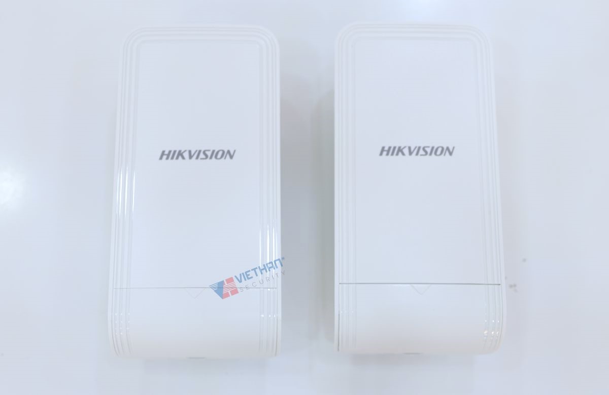 Bộ bắn sóng wifi 3km cho camera ngoài trời Hikvision DS-3WF3000-EI-5AC/P 5Ghz 867Mbps, Cắm và chạy