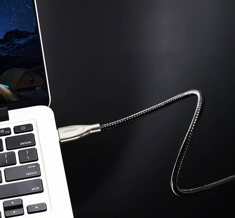 Cáp HDMI 2.0 Carbon dài 8M Ugreen 50111, Độ phân giải 4K@60MHz, Bọc lưới, Đầu hợp kim