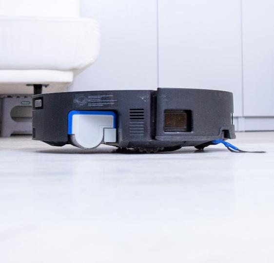 Robot lau nhà tự động Ecovacs Deebot T80 Omni Lực hút 18.000Pa, Chống rối tóc