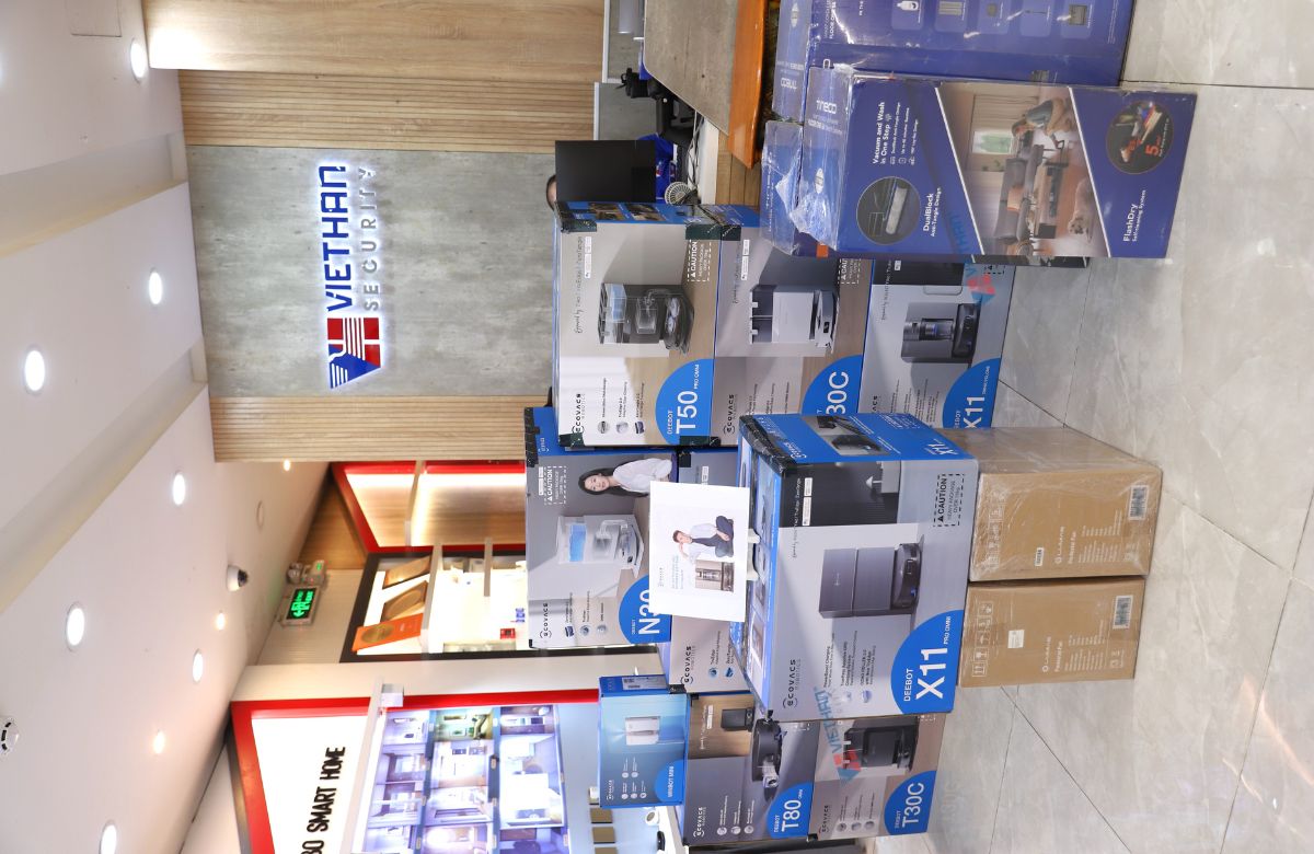 Ecovacs Deebot X11 Pro Omni Robot Hút Bụi Lau Nhà, lực hút 19.500Pa 