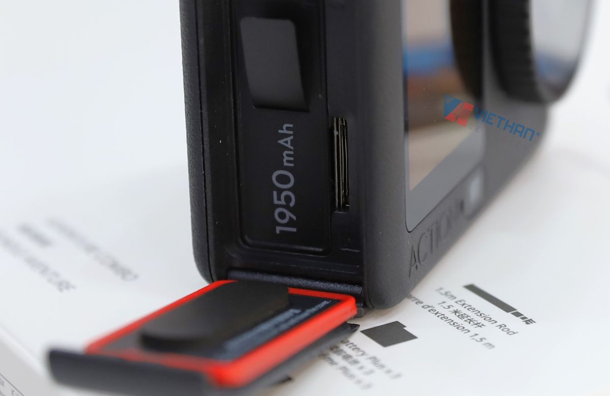 DJI Osmo Action 6 Cam quay siêu nét 4K, chống nước 20M (Adventure combo)