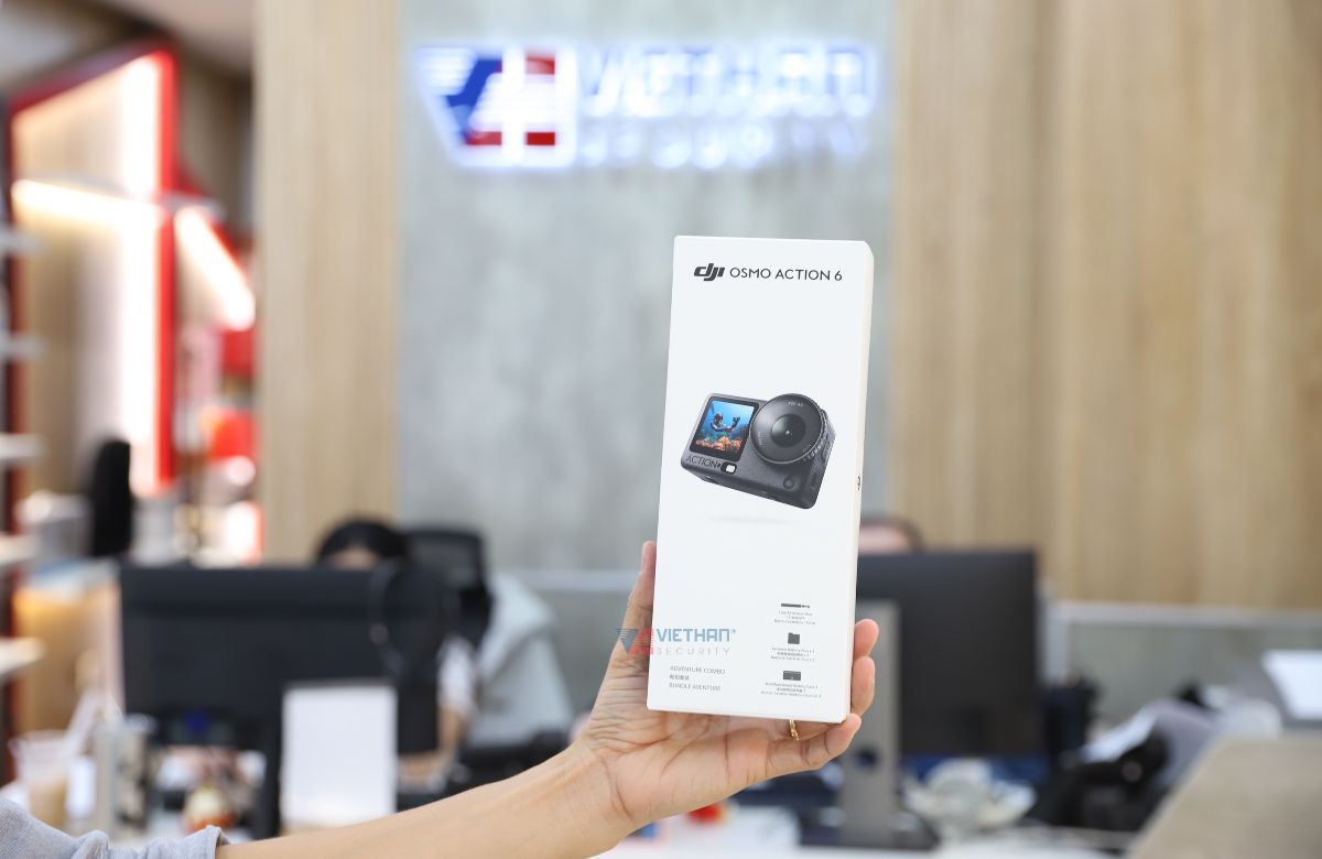 DJI Osmo Action 6 Camera chống rung, Ghi hình 4K, Pin 1950mAh (Standard Combo)