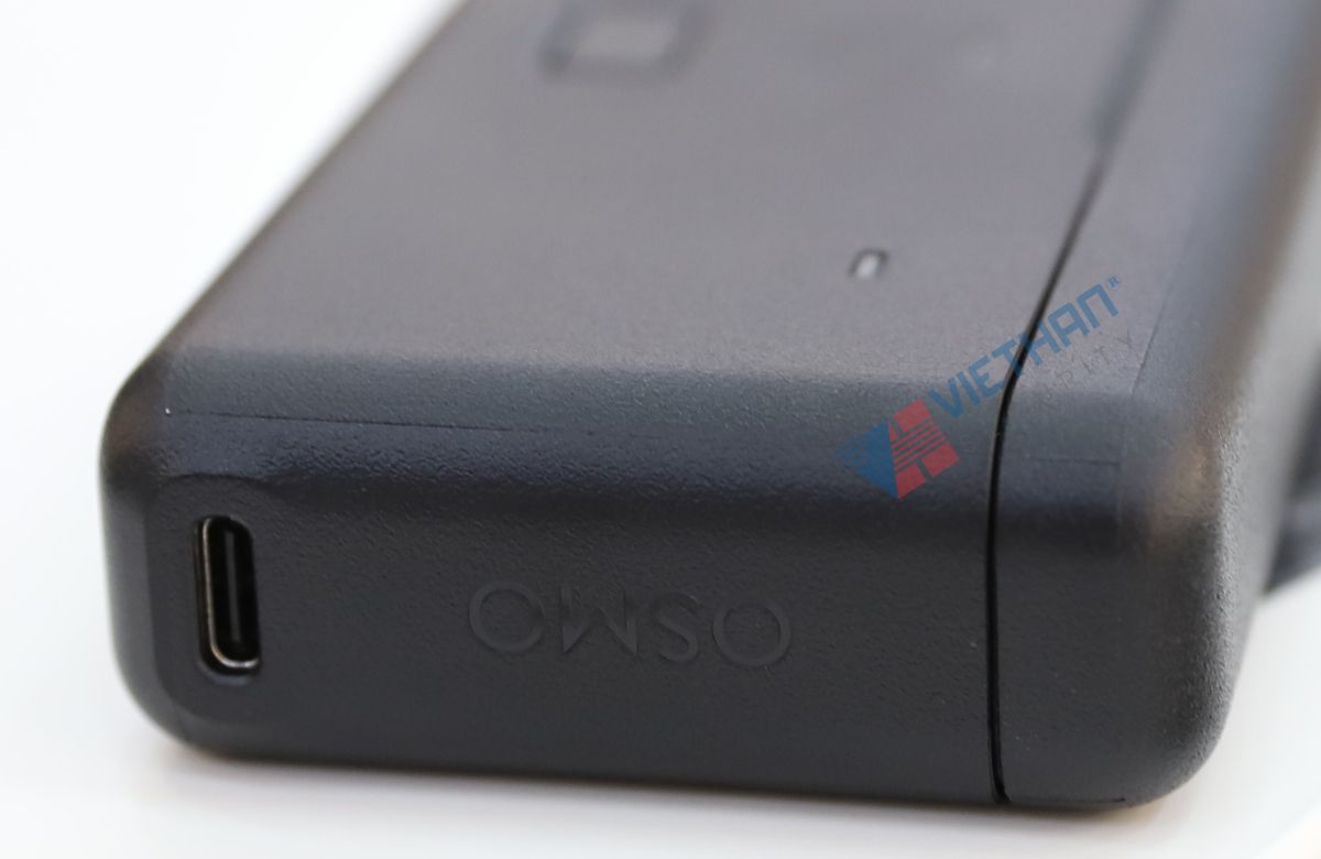 DJI Osmo Action 6 Camera chống rung, Ghi hình 4K, Pin 1950mAh (Standard Combo)