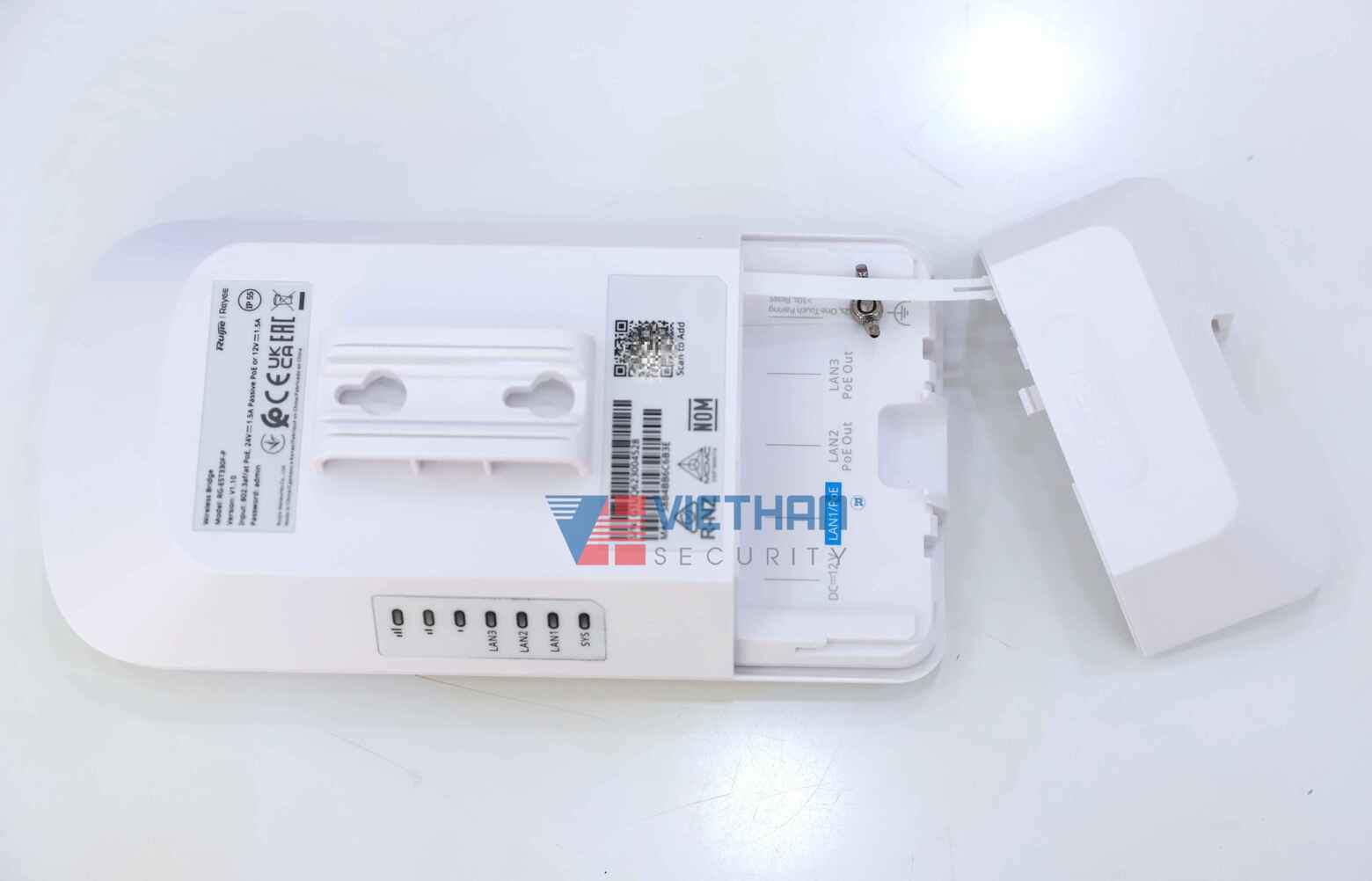 Bộ thu phát sóng wifi 3km Ruijie RG-EST330F-P  Tốc độ 867Mbps, 2 Cổng PoE Out