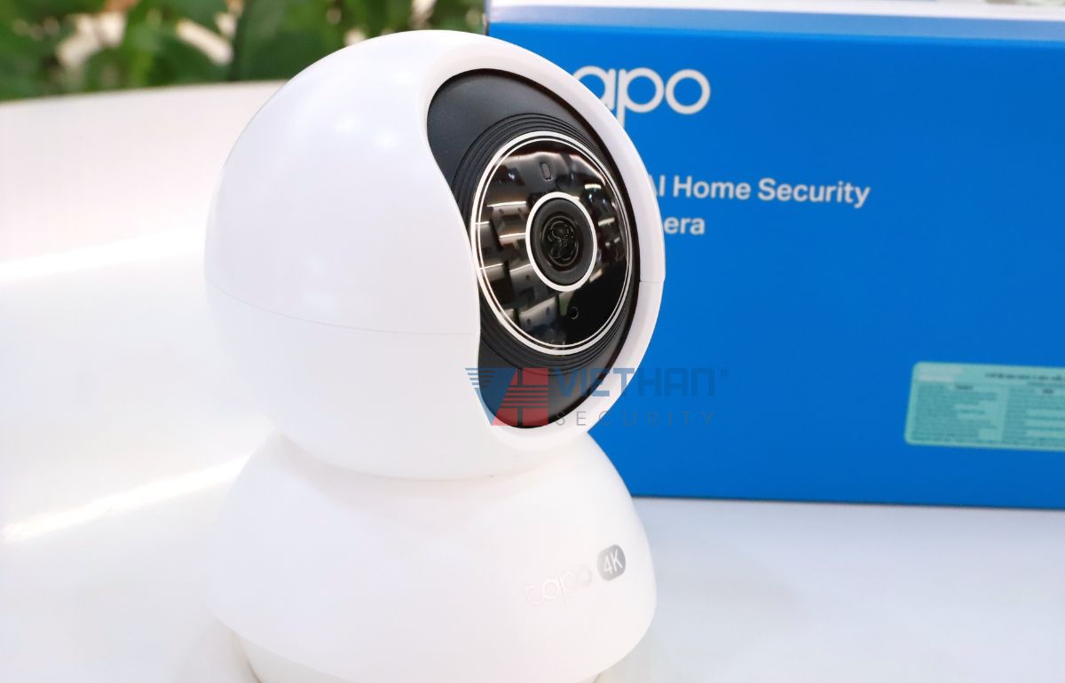 Camera Wi-Fi Tapo C250 4K 8MP, Xoay 360 độ, Phát hiện người, xe, tiếng trẻ em khóc, Âm thanh 2 chiều, Hỗ trợ thẻ nhớ up to 512GB