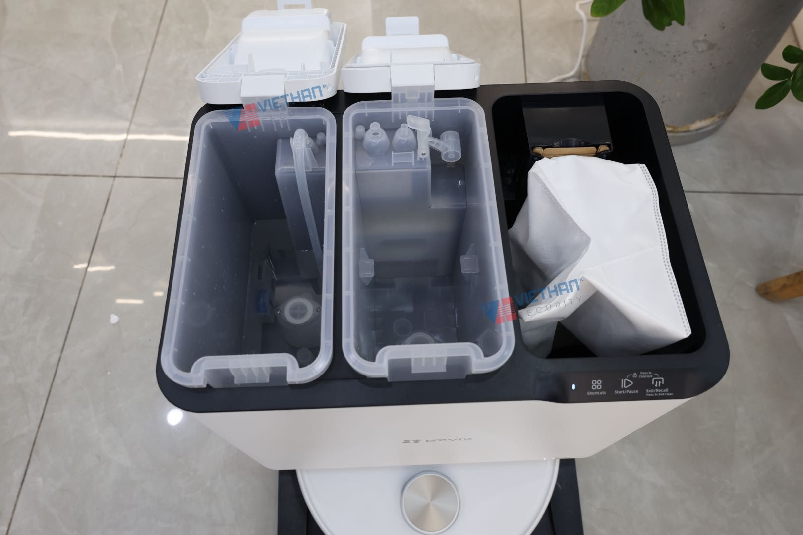 Robot hút bụi lau nhà Ezviz RS20 Max, Tích hợp hút & lau, Lực hút 13.000Pa, Trang bị Camera AI, Chống rối tóc