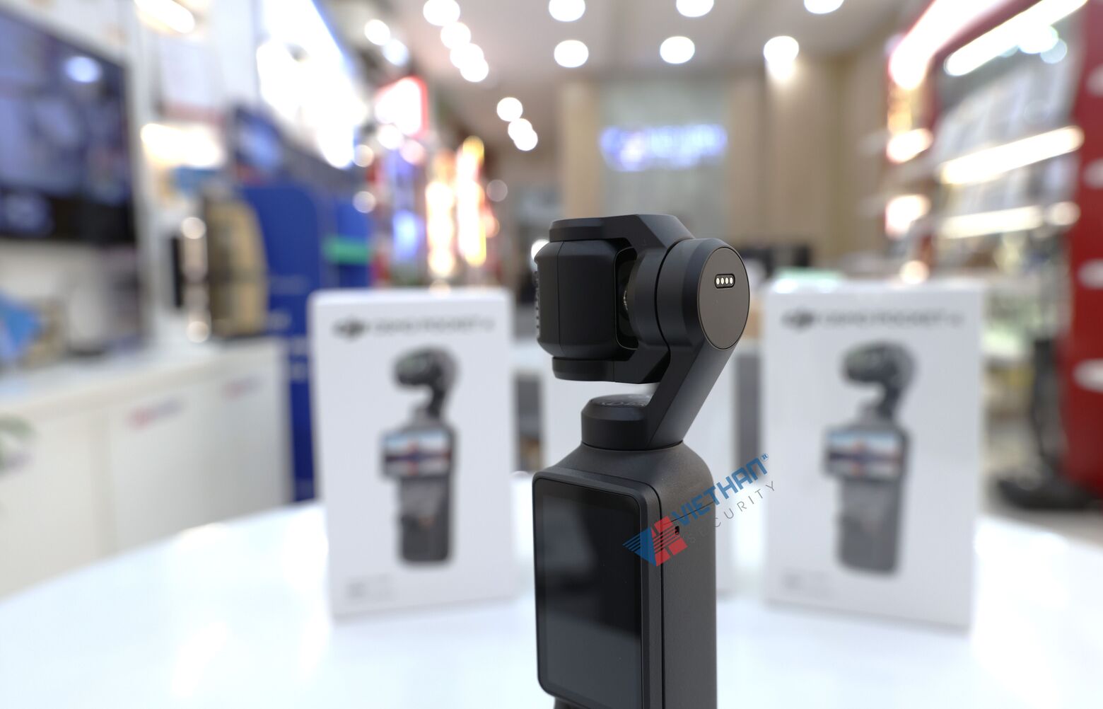 Camera DJI Pocket 4 Osmo 4K/240fps, Zoom 2x Sắc Nét, Chống Rung Mượt, Quay Vlog Review Sản Phẩmn CMOS 1-inch (Standard Combo) 