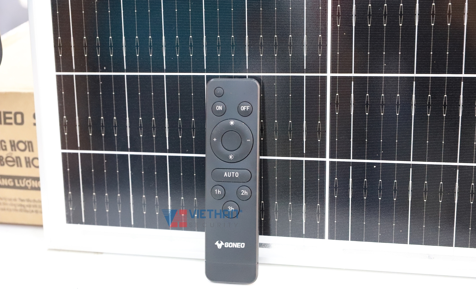 Đèn năng Năng Lượng Mặt Trời GONEO GN-C350B-AS 15W, Quang thông 2100lm, Dung lượng pin 25AH, IP66