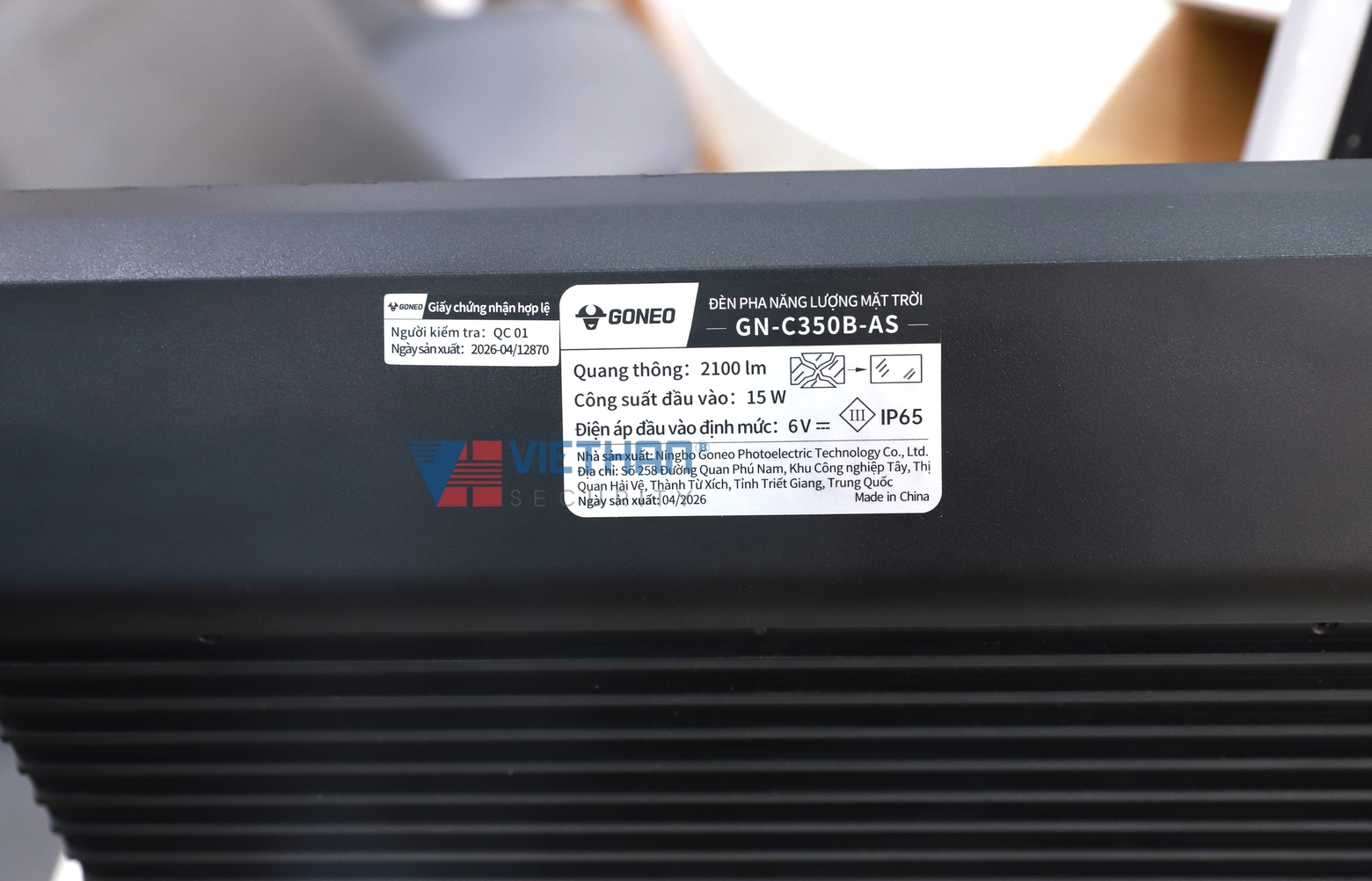 Đèn năng Năng Lượng Mặt Trời GONEO GN-C350B-AS 15W, Quang thông 2100lm, Dung lượng pin 25AH, IP66