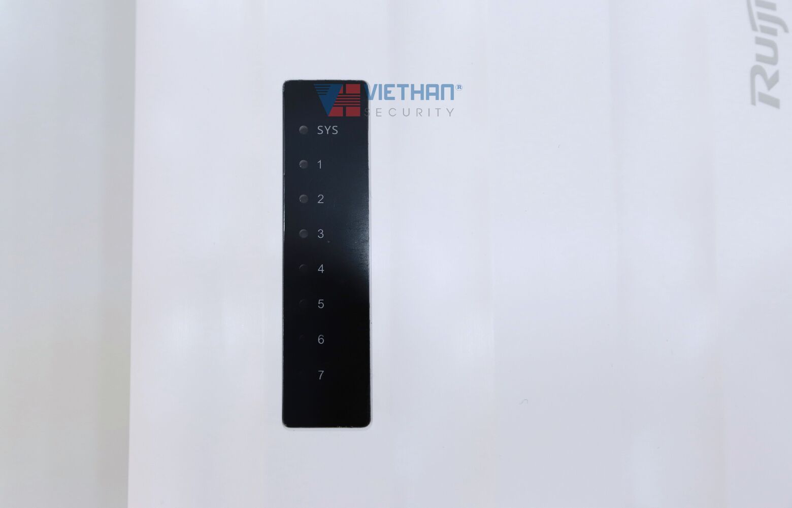Switch mạng PoE ngoài trời Outdoor Ruijie Reyee RG-ES207GS-PI-OD - 5 cổng 10/100/1000BASE-T, 2 cổng SFP 1GE, Nguồn 12 V DC / 0,5 A, PoE 30W, Chống nước & chống sét