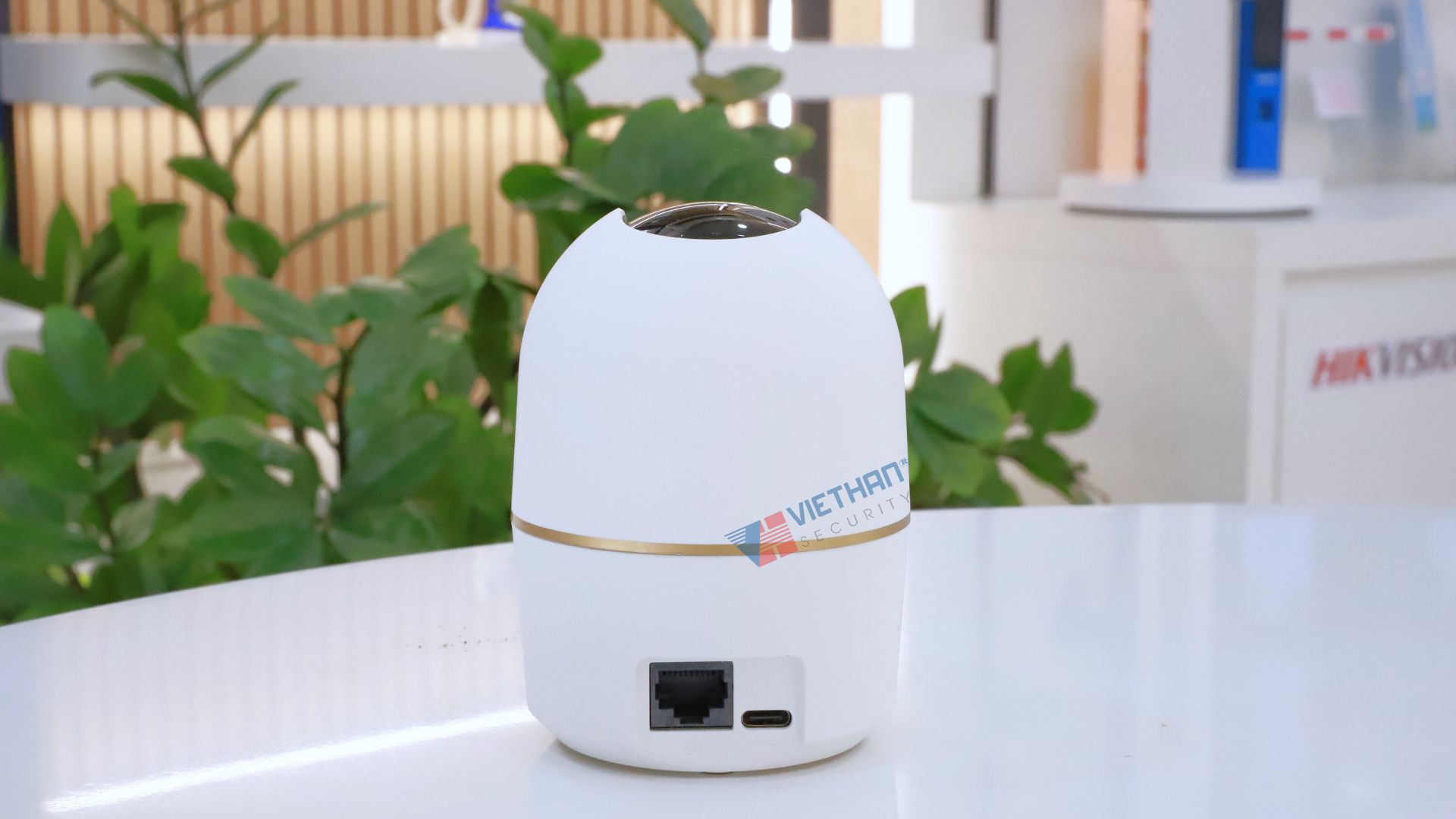 Camera Wi-Fi 360° Dahua Hero DH-H3AS 3MP Wi-Fi 6 Băng Tần Kép, Đàm Thoại 2 Chiều, Phát Hiện Người & Thú Cưng, Báo Động Đèn & Còi