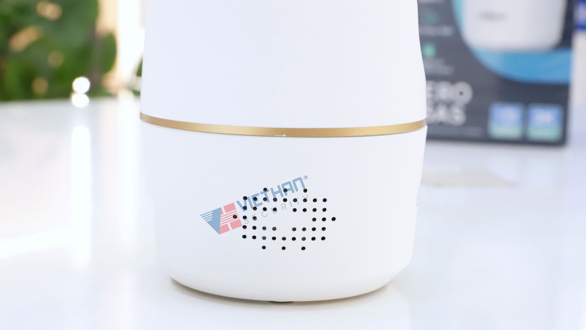 Camera Wi-Fi Trong Nhà Dahua Hero DH-H5AS 5MP Xoay 360°, Đèn Kép Ban Đêm Có Màu, Báo Động Âm Thanh & Ánh Sáng
