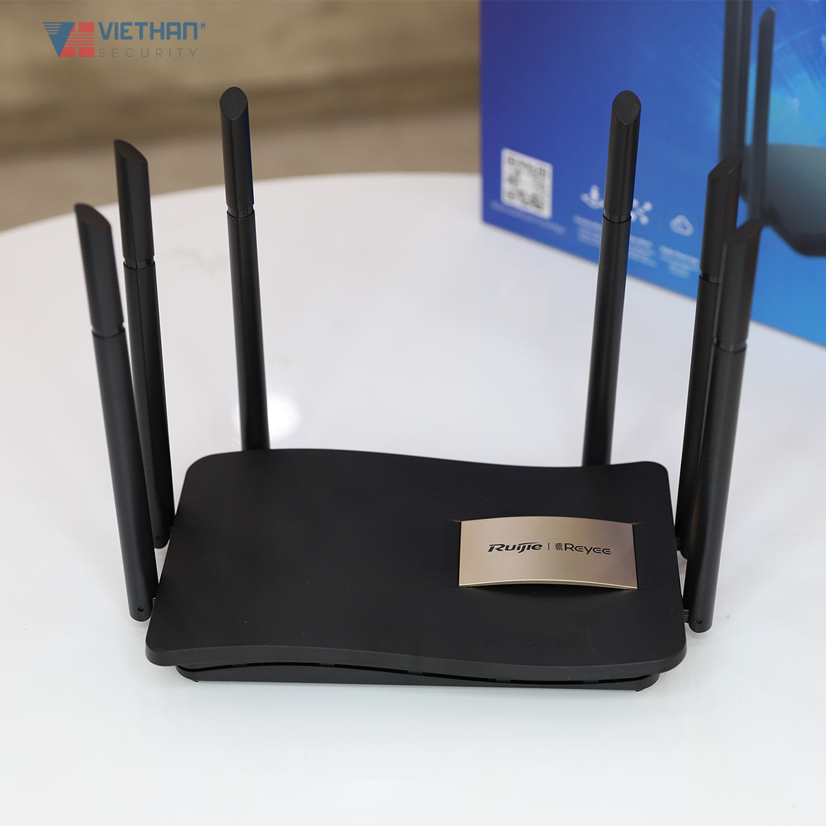 Cục phát wifi không dây RUIJIE RG-EW1200G PRO tốc độ 1267Mbps, 3 cổng LAN, 2 băng tần 2.4GHz, 5GHz