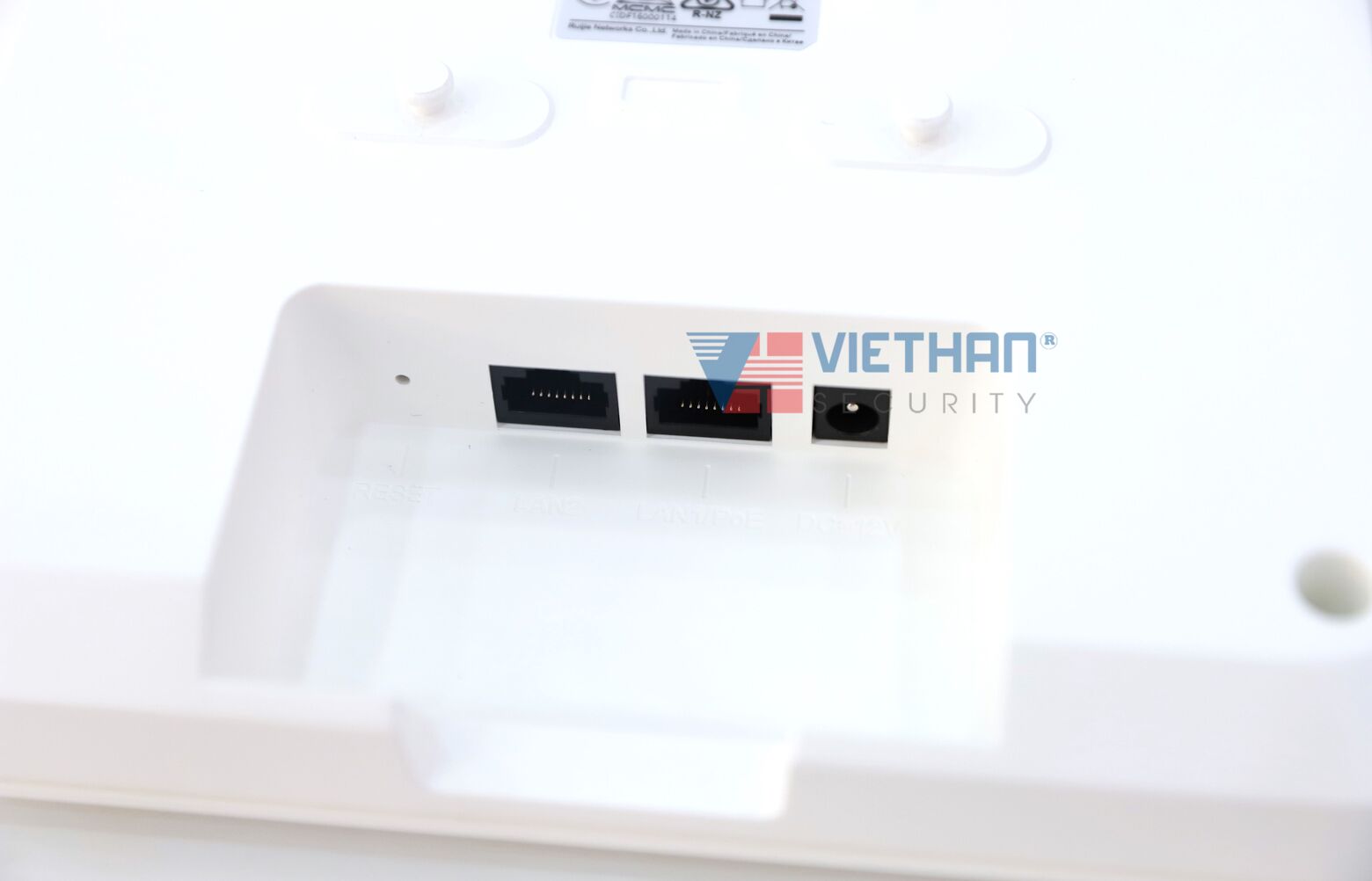 Thiết bị phát wifi ốp trần 2 băng tần RUIJIE RG-RAP2260(G) tốc độ 1775Mbps, truy cập đồng thời đề xuất 100+