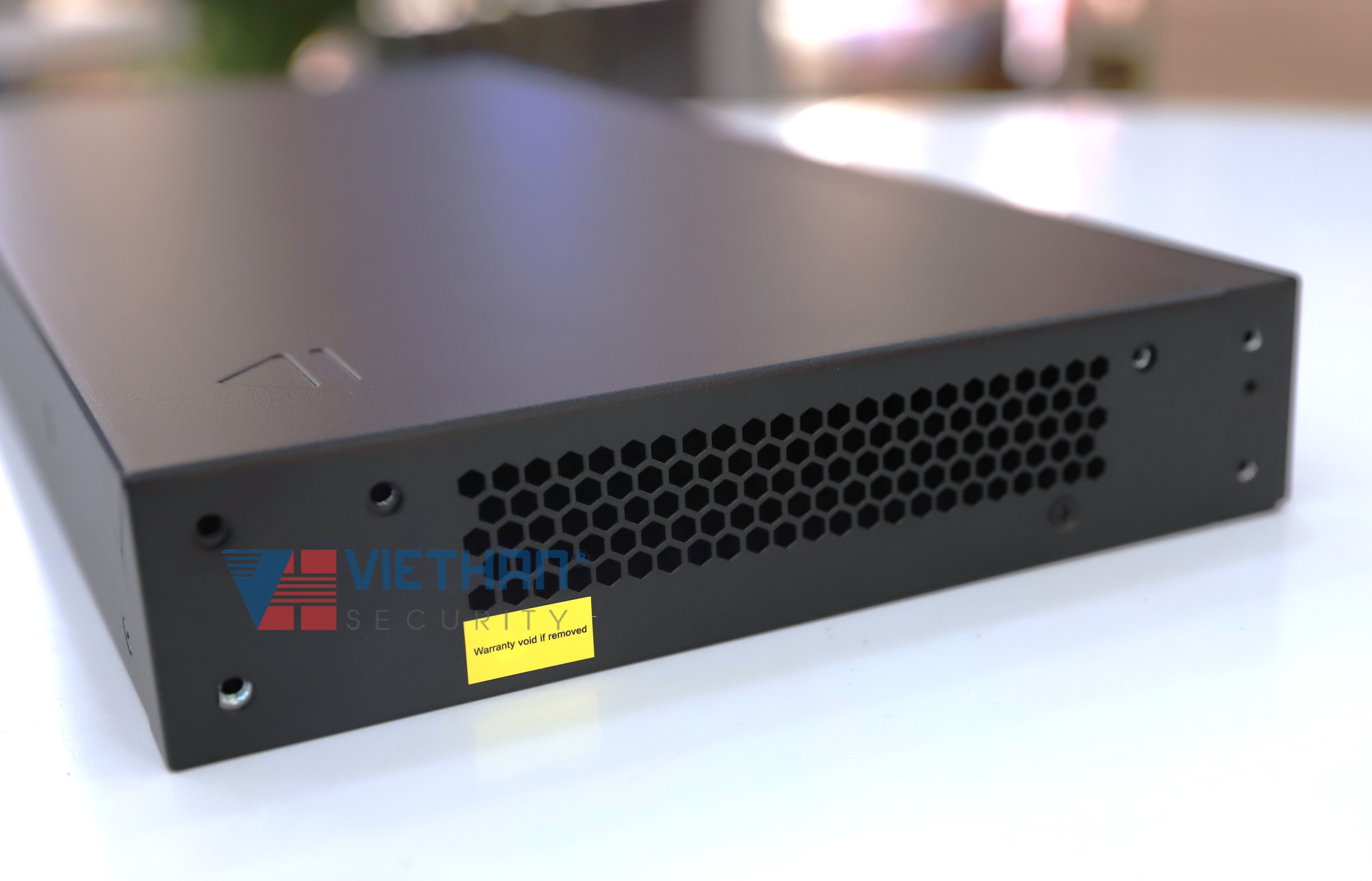 Smart Gateway 10 cổng Ruijie RG-EG310GH-E tốc độ 1.5Gbps, 300 người dùng đồng thời 